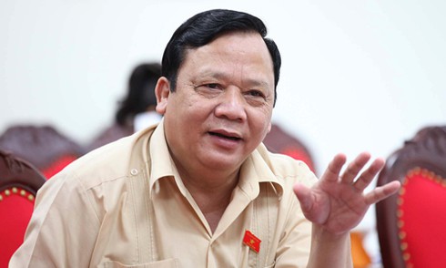 Trình Quốc hội xem xét miễn nhiệm Phó Chủ tịch Quốc hội Huỳnh Ngọc Sơn - ảnh 1