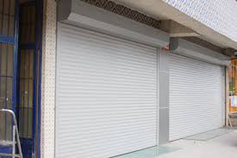 Sai lầm chết người khi lắp đặt cửa cuốn - ảnh 2