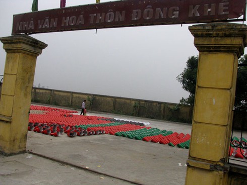 Làng mã hối hả vào vụ Tết - ảnh 3