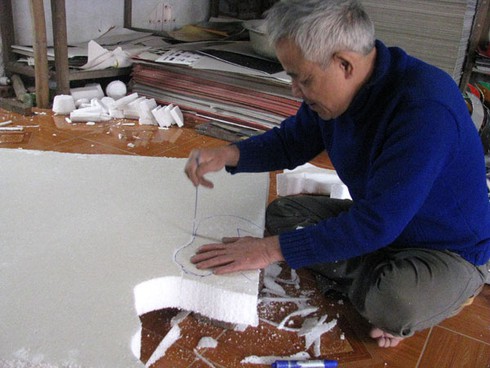 Làng mã hối hả vào vụ Tết - ảnh 6