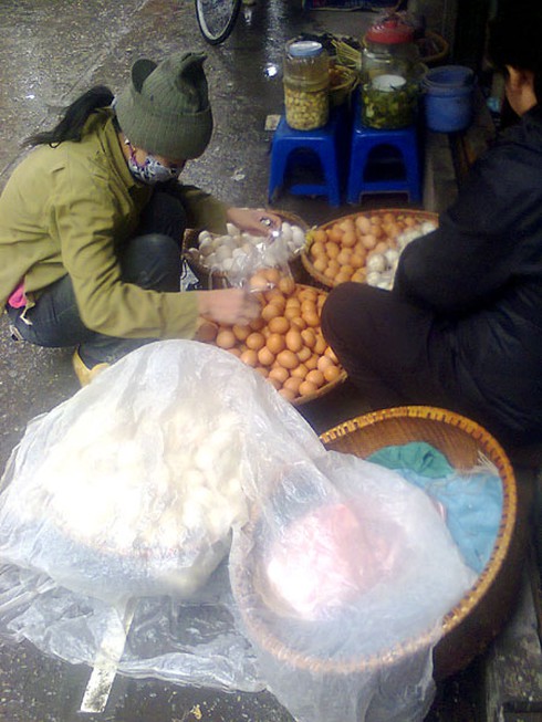 Giá trứng giảm, thực phẩm sẽ tăng trong Tết - ảnh 1