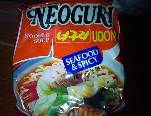 Thu hồi mì ăn liền Neoguri Hàn Quốc tại VN - ảnh 1