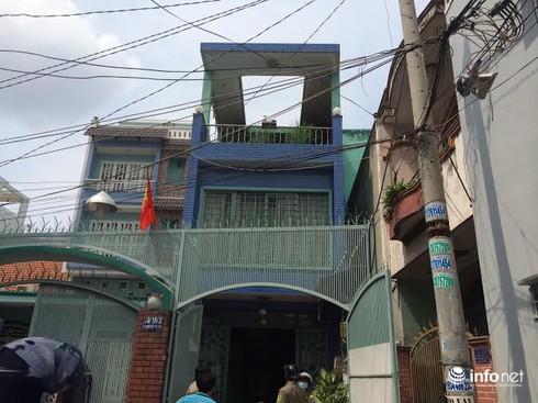 Phá cửa nhà đang cháy để cứu bé gái 8 tuổi - ảnh 1