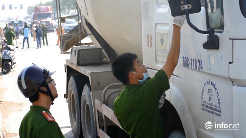 TP.HCM: 2 thiếu nữ bị xe bồn cán tử vong - ảnh 3