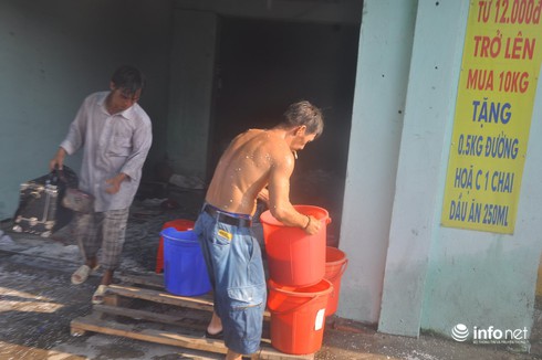 TP.HCM: Cháy lớn ở Bến Bình Đông, 1 người mất tích trong biển lửa - ảnh 3