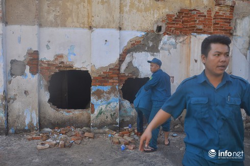 TP.HCM: Cháy lớn ở Bến Bình Đông, 1 người mất tích trong biển lửa - ảnh 6