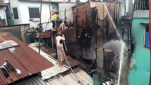 Vụ cháy thiêu rụi 8 căn nhà Sài Gòn: “Nói PCCC chậm chữa cháy là không đúng