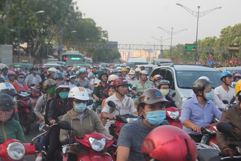 TP.HCM: Năm 2015 có 698 người chết vì tại nạn giao thông - ảnh 1