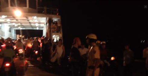 Thanh niên “ngáo đá” “quậy tưng” phà Cát Lái, dùng dao tấn công CSGT - ảnh 1