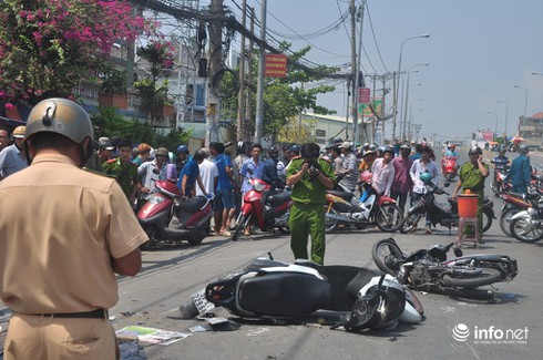 Hé lộ nguyên nhân vụ xe ben nghiền nát hàng loạt xe máy làm 2 người chết - ảnh 2