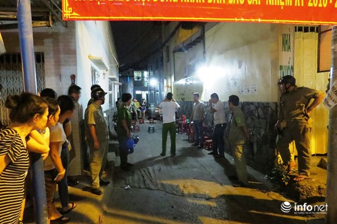 Mở cốp xe, cô gái lấy dao đâm chết nam thanh niên - ảnh 1