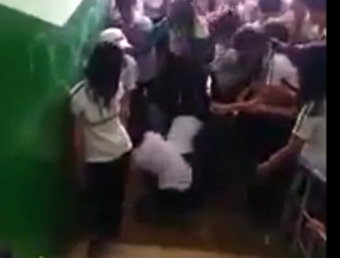 Thêm 1 nữ sinh ở Đồng Nai bị nhóm bạn đánh, chửi tục tĩu - ảnh 4