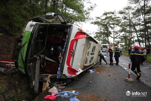 Giây phút kinh hoàng vụ tai nạn thảm khốc 7 người chết ở đèo Prenn - ảnh 1
