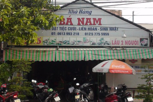 Cứu anh tự thiêu, cả 2 bỏng nặng - ảnh 1