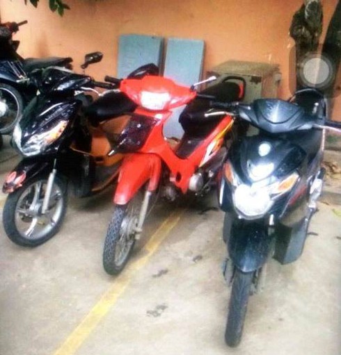 Băng nhóm dưới 18 tuổi gây hàng chục vụ cướp giật - ảnh 2