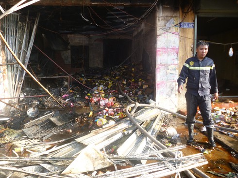 Cháy trong chợ Sặt, 1 người tử vong - ảnh 3