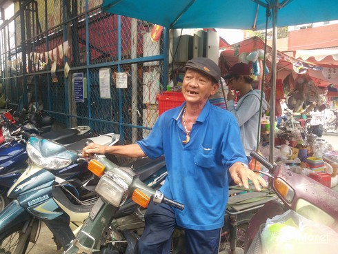 Tỷ phú bốc vác chợ Thủ Đức: “Vé số tìm người chứ mình không tìm vé số” - ảnh 2