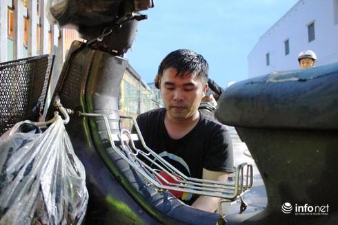“Cứu hộ sửa chữa xe máy bị ngập nước cho bà con. Miễn phí” - ảnh 2