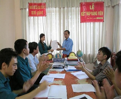 Đảng bộ Quân sự huyện Thống Nhất tăng cường công tác phát triển đảng viên trong lực lượng ấp đội trưởng - ảnh 1