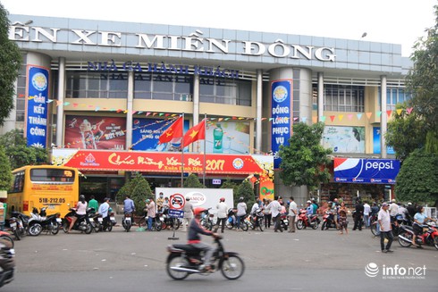 Vắng lặng lạ kỳ tại bến xe miền Đông sau kỳ nghỉ Tết Nguyên đán - ảnh 1