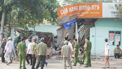 Xe ben tông sập nhà dân, 1 người đang ngủ tử vong - ảnh 4