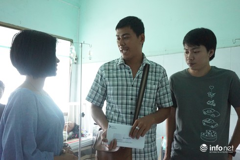 Tài xế GrabBike bị đâm nhiều nhát trọng thương - ảnh 2