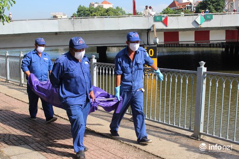 TP.HCM: Liên tiếp phát hiện thi thể người chết trôi sông - ảnh 1