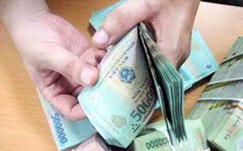 Tăng lương, lo hộp sữa phình hay xẹp? - ảnh 1
