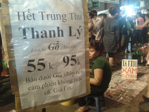 Nghịch cảnh bánh Trung thu ế chưa từng, đồ chơi mang thúng hốt bạc - ảnh 15