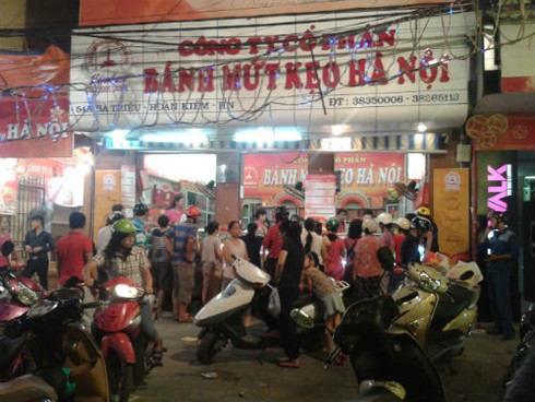 Nghịch cảnh bánh Trung thu ế chưa từng, đồ chơi mang thúng hốt bạc - ảnh 7