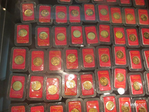 Tranh nhau đặt cọc,