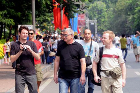 Doanh nghiệp nước ngoài kiến nghị Việt Nam nới lỏng thị thực - ảnh 1