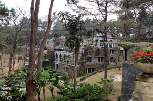 Đình chỉ ngay công trình resort trái phép tại Vườn Quốc gia Ba Vì - ảnh 1