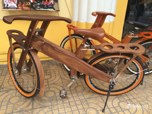 Độc đáo xe đạp làm từ gỗ óc chó, giá đắt ngang xe máy ở Hà Nội - ảnh 5