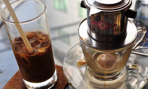 Xuất khẩu cà phê thứ 2 thế giới, người Việt uống cà phê = đậu nành + nước mắm - ảnh 1