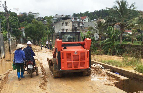 FLC dốc sức khắc phục hậu quả mưa bão tại TP. Hạ Long - ảnh 2