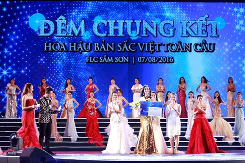 Trần Thị Thu Ngân đăng quang Hoa hậu bản sắc Việt toàn cầu 2016 - ảnh 3