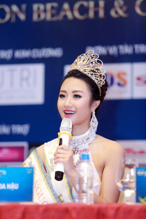 Trần Thị Thu Ngân đăng quang Hoa hậu bản sắc Việt toàn cầu 2016 - ảnh 4
