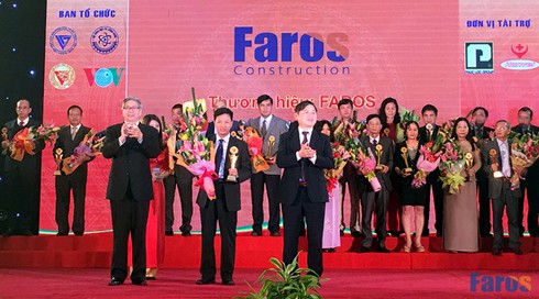 Faros: Ông vua tốc độ thi công lên sàn - ảnh 2