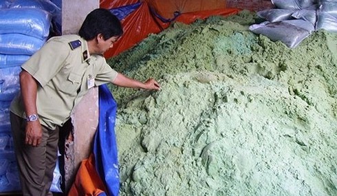 Phạt nặng 13 doanh nghiệp buôn chất cấm, sản xuất phân bón giả - ảnh 1