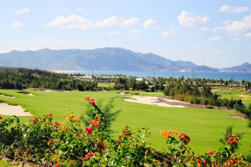 16 xe sang chờ đón golfer tại FLC Golf Championship 2016 - ảnh 2