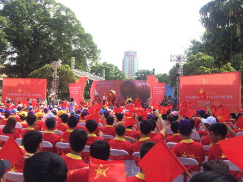 Khai mạc chương trình Tự hào hàng Việt Nam năm 2016 - ảnh 1