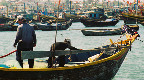 Đề xuất trang bị vũ khí quân dụng cho kiểm ngư Việt Nam - ảnh 1