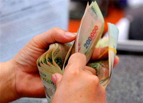 Lo vỡ quỹ bảo hiểm, kiến nghị tăng tuổi hưu - ảnh 1