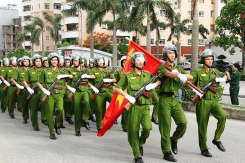 Phong, thăng tướng CAND sẽ chặt hơn - ảnh 1