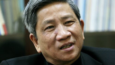 GS Thuyết: “Đua nhau phong tướng, ngân sách nào chịu nổi?” - ảnh 1