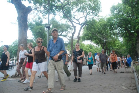 Vẻ đẹp Hà Nội thanh bình đón mừng sinh nhật Bác! - ảnh 3