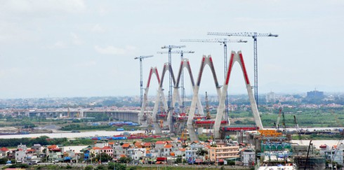 Hà Nội: Di chuyển 3 hộ cuối trước 20/8, thúc tiến độ cầu Nhật Tân - ảnh 1