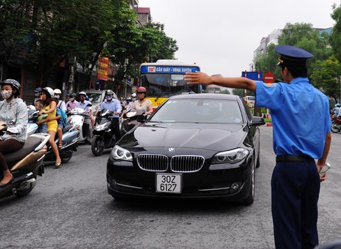 Hà Nội: Tạm bỏ lệnh cấm ô tô đường Xuân Thủy – Cầu Giấy - ảnh 1