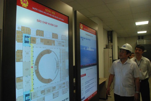 Bộ trưởng TT&TT kiểm tra hệ thống âm thanh, truyền hình Nhà Quốc hội - ảnh 9